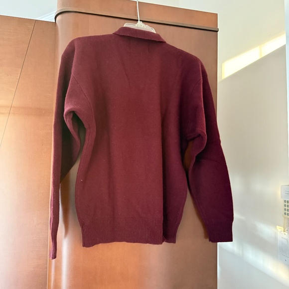 VTG Polo Ralph Lauren Wine Collared Crest Two Button Lambswool Sweater Men’s S - Picture 3 of 11